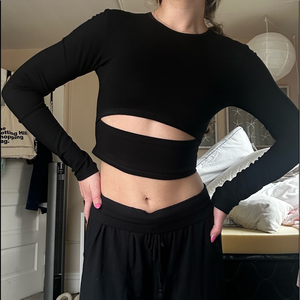 ADIKA BLACK CUT OUT CROP TOP